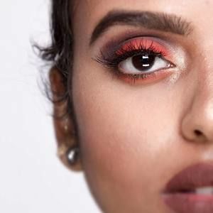 Meet your Posher, Devora